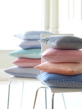 Load image into Gallery viewer, Medio Check 05